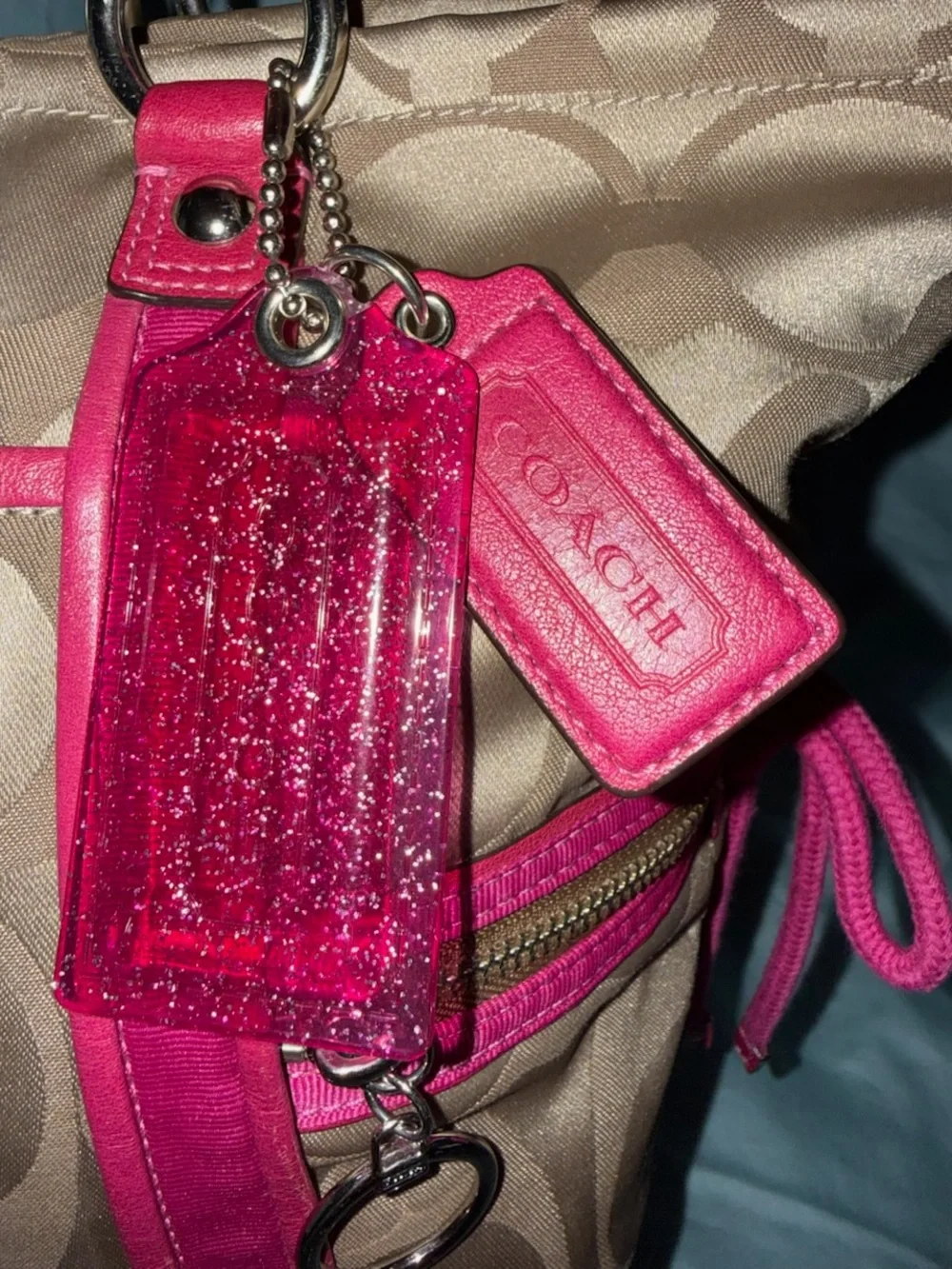 Coach Poppy Signature Spotlight Tote Tote with Fuchsia Trim-13843